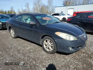 2004 Toyota Solara SE z VIN 4T1CE38P84U804445, wystawiony jako Copart lot #50579615 z przebiegiem 175 133 mil mil oraz Czysty tytuł • Clean title. Historia ofert i sprzedaży dostępna na DreamBid. Obrazek 4.
