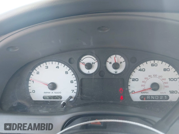 2007 Ford Ranger XLT with VIN 1FTZR45E47PA62642, listed as a IAAI auction lot 40366773 with 124,025 mi miles. Bid and sale history available at carsss.com. Image 7.
