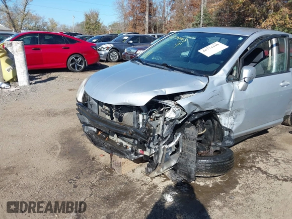 2009 Nissan Versa 1.8 S with VIN 3N1BC13E99L378222, listed as a IAAI auction lot 40774448 with 75,931 mi miles. Bid and sale history available at carsss.com. Image 6.