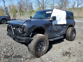 2022 Ford Bronco with VIN 1FMDE5AH5NLB19801, listed as a Copart auction lot 89247225 with 7,759 mi miles and Salvage Title. Bid and sale history available at carsss.com. Image 1.