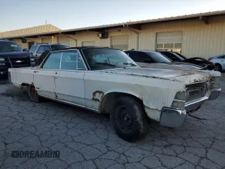 1967 Chrysler New Yorker z VIN CH43K73231908, wystawiony jako Copart lot #76277454 z przebiegiem Nie podano mil oraz Nie do naprawy. Historia ofert i sprzedaży dostępna na DreamBid. Obrazek 4.