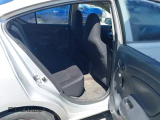 2014 Nissan Versa SV with VIN 3N1CN7AP5EL804830, listed as a IAAI auction lot 41886107 with 140,952 mi miles. Bid and sale history available at carsss.com. Image 8.