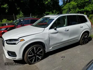 2025 Volvo XC90 Plus with VIN YV4062PEXS1335353, listed as a Copart auction lot 62698635 with 3,168 mi miles and Salvage title. Bid and sale history available at DreamBid. Image 1.