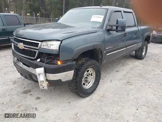 2006 Chevrolet Silverado 2500HD LT1 with VIN 1GCHK23U86F181748, listed as a IAAI auction lot 41794661 with NaN miles. Bid and sale history available at carsss.com. Image 18.