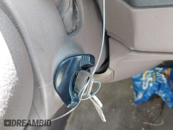 1994 Ford Taurus GL z VIN 1FALP52U9RG209348, wystawiony jako IAAI lot #42418772 z przebiegiem 81 838 mil mil oraz . Historia ofert i sprzedaży dostępna na DreamBid. Obrazek 11.