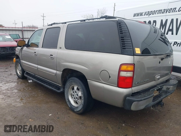 2002 Chevrolet Suburban Z71 with VIN 3GNFK16ZX2G278927, listed as a IAAI auction lot 41457820 with 210,134 mi miles. Bid and sale history available at carsss.com. Image 3.
