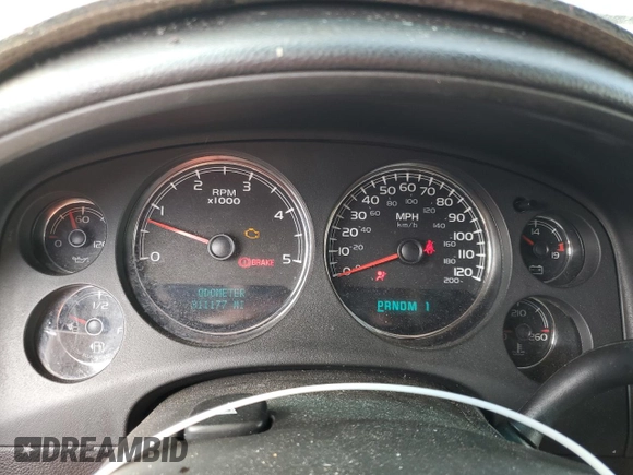 2007 GMC Sierra 3500HD DRW SLE2 z VIN 1GTJK33697F557321, wystawiony jako Copart lot #55412825 z przebiegiem 311 177 mil mil oraz Szkody całkowita. Historia ofert i sprzedaży dostępna na DreamBid. Obrazek 9.