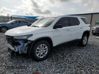 2023 Chevrolet Traverse LS z VIN 1GNERFKWXPJ177179, wystawiony jako Copart lot #55934515 z przebiegiem 44 554 mil mil oraz Szkoda całkowita • Salvage title. Historia ofert i sprzedaży dostępna na DreamBid. Obrazek 1.