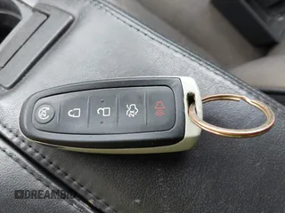 2012 Lincoln MKX with VIN 2LMDJ8JK4CBL11396, listed as a IAAI auction lot 42173631 with 184,597 mi miles and . Bid and sale history available at DreamBid. Image 11.