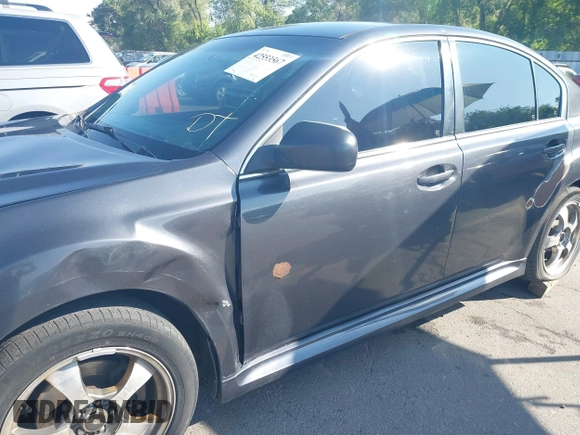 2013 Subaru Legacy 2.5i with VIN 4S3BMAA69D1013867, listed as a IAAI auction lot 42553567 with 286,112 mi miles and . Bid and sale history available at DreamBid. Image 6.