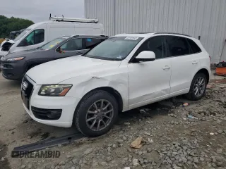 2010 Audi Q5 Premium Plus z VIN WA1LKAFPXAA020442, wystawiony jako Copart lot #62762045 z przebiegiem 136 816 mil mil oraz Szkoda całkowita • Salvage title. Historia ofert i sprzedaży dostępna na DreamBid. Obrazek 1.