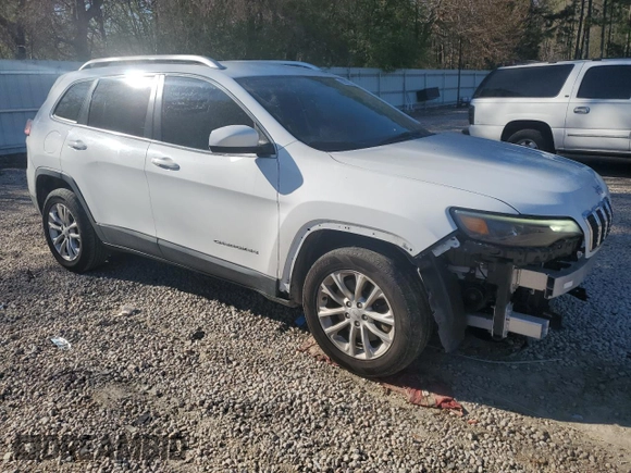2019 Jeep Cherokee Latitude with VIN 1C4PJLCB7KD370156, listed as a Copart auction lot 50612335 with 101,499 mi miles and Salvage Title. Bid and sale history available at carsss.com. Image 4.