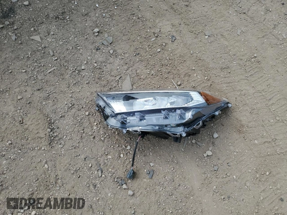 2020 Toyota RAV4 XLE с VIN 2T3P1RFV6LW105824, выставлен на аукционе Copart как лот 61151025 с пробегом 15 174 миль миль и Списание • Salvage title. История ставок и продаж доступна на DreamBid. Изображение 12.