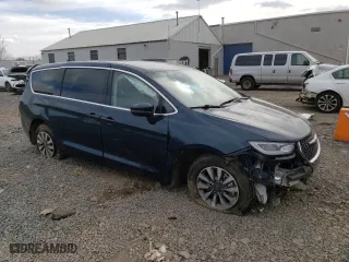 2023 Chrysler Pacifica Hybrid Touring L with VIN 2C4RC1L70PR614642, listed as a Copart auction lot 45933065 with 94,992 mi miles and Salvage Title. Bid and sale history available at carsss.com. Image 4.
