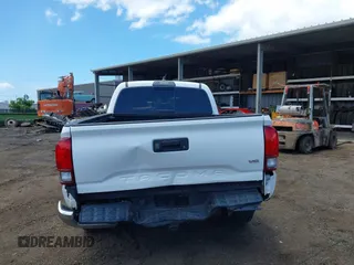 2018 Toyota Tacoma SR5 with VIN 3TMDZ5BN5JM048038, listed as a IAAI auction lot 42084922 with 79,718 mi miles and . Bid and sale history available at DreamBid. Image 16.