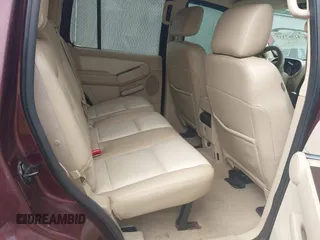 2006 Ford Explorer Limited с VIN 1FMEU75846UA00601, выставлен на аукционе IAAI как лот 42567337 с пробегом 187 780 миль миль и . История ставок и продаж доступна на DreamBid. Изображение 8.