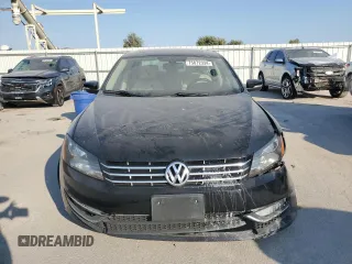 2013 Volkswagen Passat SEL Premium with VIN 1VWCH7A34DC075132, listed as a Copart auction lot 75872334 with 176,819 mi miles and Salvage Title. Bid and sale history available at carsss.com. Image 5.