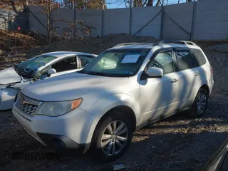 2013 Subaru Forester X Limited с VIN JF2SHAEC2DH440885, выставлен на аукционе IAAI как лот 41714137 с пробегом 208 045 миль миль и . История ставок и продаж доступна на DreamBid. Изображение 2.