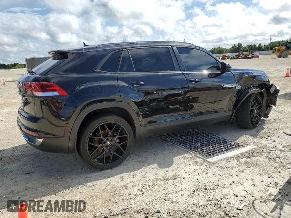 2020 Volkswagen Atlas SE z VIN 1V23C2CA1LC218552, wystawiony jako Copart lot #54292103 z przebiegiem 29 805 mil mil oraz . Historia ofert i sprzedaży dostępna na DreamBid. Obrazek 3.