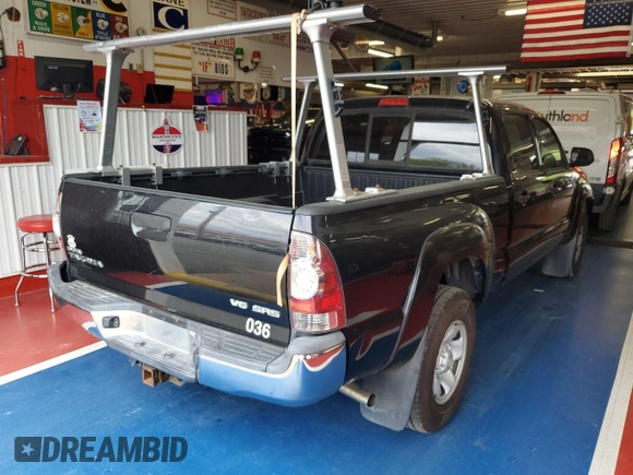 2013 Toyota Tacoma with VIN 5TFMU4FNXDX013268, listed as a IAAI auction lot 42141473 with 298,790 mi miles. Bid and sale history available at carsss.com. Image 1.