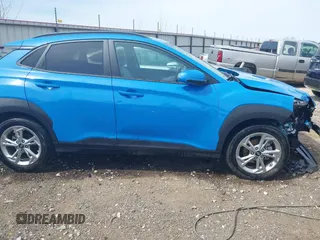 2022 Hyundai Kona SEL with VIN KM8K32AB2NU765962, listed as a IAAI auction lot 41865719 with 40,017 mi miles and . Bid and sale history available at carsss.com. Image 13.