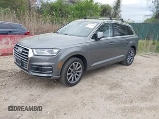 2017 Audi Q7 Premium Plus with VIN WA1LAAF72HD003422, listed as a IAAI auction lot 42086085 with 128,594 mi miles. Bid and sale history available at carsss.com. Image 17.