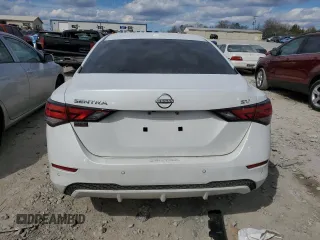 2024 Nissan Sentra SV z VIN 3N1AB8CV4RY204911, wystawiony jako Copart lot #47133605 z przebiegiem 17 207 mil mil oraz Szkoda całkowita • Salvage title. Historia ofert i sprzedaży dostępna na DreamBid. Obrazek 6.