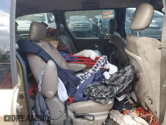 2001 Chrysler Town & Country Limited with VIN 2C8GP64L91R208692, listed as a Copart auction lot 49957205 with 0 mi miles and Salvage Title. Bid and sale history available at carsss.com. Image 11.