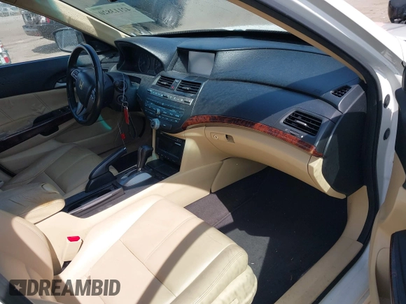 2010 Honda Crosstour EX-L z VIN 5J6TF2H55AL011092, wystawiony jako IAAI lot #42113820 z przebiegiem 239 179 mil mil oraz . Historia ofert i sprzedaży dostępna na DreamBid. Obrazek 5.