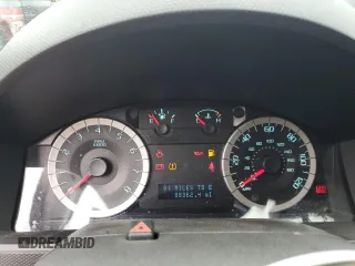 2010 Ford Escape Limited z VIN 1FMCU9EG2AKB77985, wystawiony jako Copart lot #56747655 z przebiegiem 88 362 mil mil oraz Szkoda całkowita • Salvage title. Historia ofert i sprzedaży dostępna na DreamBid. Obrazek 9.