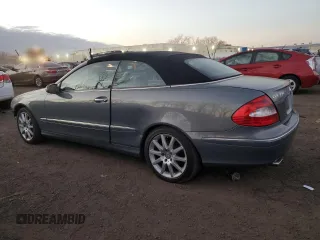 2007 Mercedes-Benz CLK 350 with VIN WDBTK56F87T086102, listed as a Copart auction lot 81297464 with 300,119 mi miles and Salvage Title. Bid and sale history available at DreamBid. Image 2.