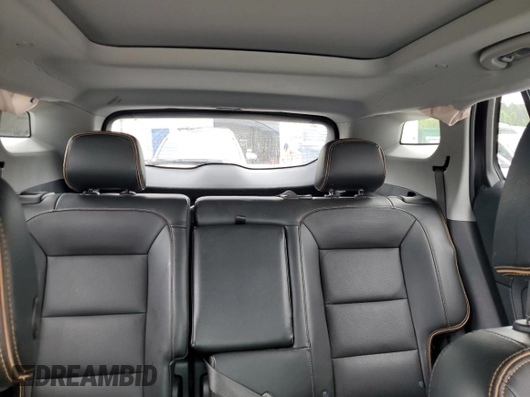 2022 GMC Terrain AT4 z VIN 3GKALYEV4NL251066, wystawiony jako Copart lot #53334335 z przebiegiem Nie podano mil oraz Szkoda całkowita • Salvage title. Historia ofert i sprzedaży dostępna na DreamBid. Obrazek 10.