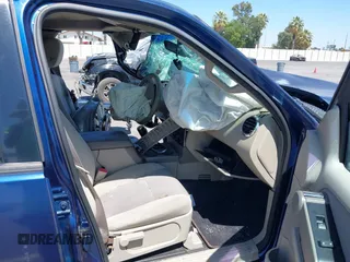 2007 Ford Explorer Sport Trac XLT with VIN 1FMEU31K27UB31442, listed as a IAAI auction lot 42536595 with Not provided miles and . Bid and sale history available at DreamBid. Image 5.