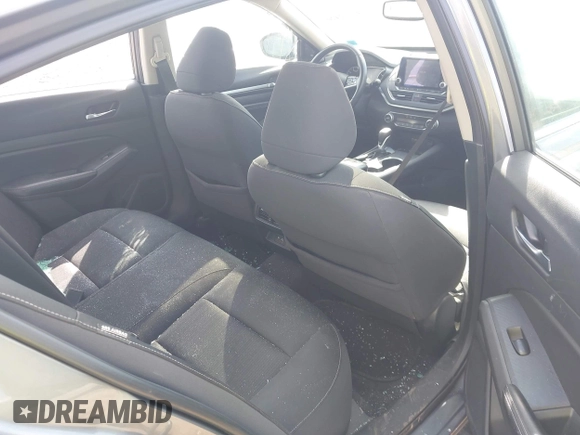 2019 Nissan Altima SV z VIN 1N4BL4DV4KC112188, wystawiony jako IAAI lot #42162420 z przebiegiem 115 239 mil mil oraz . Historia ofert i sprzedaży dostępna na DreamBid. Obrazek 8.