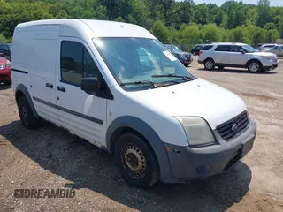 2010 Ford Transit Connect XL z VIN NM0LS7AN2AT032794, wystawiony jako IAAI lot #42744438 z przebiegiem 220 008 mil mil oraz . Historia ofert i sprzedaży dostępna na DreamBid. Obrazek 1.