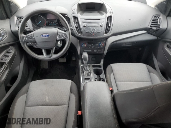 2018 Ford Escape SE z VIN 1FMCU9G97JUB48596, wystawiony jako Copart lot #56388505 z przebiegiem 96 996 mil mil oraz Czysty tytuł • Clean title. Historia ofert i sprzedaży dostępna na DreamBid. Obrazek 8.