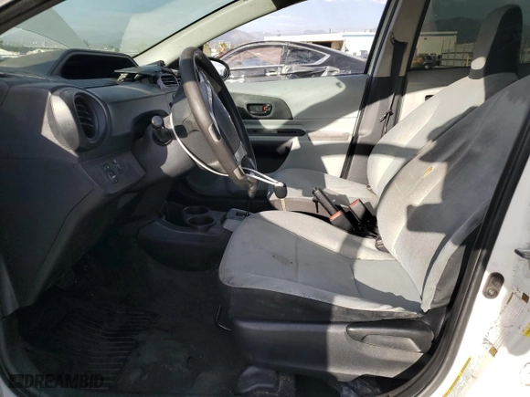2012 Toyota Prius c One with VIN JTDKDTB35C1023861, listed as a Copart auction lot 47133545 with 461,252 mi miles and Salvage Title. Bid and sale history available at carsss.com. Image 7.