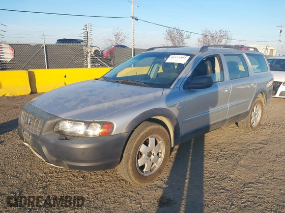 2001 Volvo V70 with VIN YV1SZ58DX11023987, listed as a IAAI auction lot 41371491 with 261,340 mi miles and . Bid and sale history available at DreamBid. Image 17.