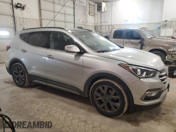 2018 Hyundai Santa Fe Ultimate with VIN 5XYZW4LA5JG528372, listed as a Copart auction lot 43016995 with 95,832 mi miles and Salvage title. Bid and sale history available at DreamBid. Image 4.