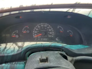 2000 Ford Econoline Cargo с VIN 1FTSS34L9YHA82428, выставлен на аукционе Copart как лот 57232145 с пробегом 170 227 миль миль и Списание • Salvage title. История ставок и продаж доступна на DreamBid. Изображение 9.