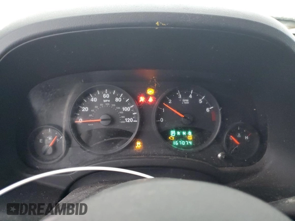 2013 Jeep Patriot Latitude with VIN 1C4NJPFB6DD223548, listed as a Copart auction lot 89398855 with 167,074 mi miles and Clean Title. Bid and sale history available at carsss.com. Image 9.