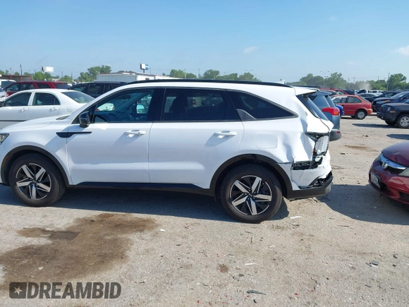 2021 Kia Sorento S with VIN 5XYRL4LC1MG002786, listed as a IAAI auction lot 42253503 with 90,893 mi miles and . Bid and sale history available at DreamBid. Image 14.