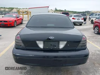 2007 Ford Police Interceptor с VIN 2FAFP71W97X163376, выставлен на аукционе IAAI как лот 42422360 с пробегом 231 697 миль миль и . История ставок и продаж доступна на DreamBid. Изображение 16.