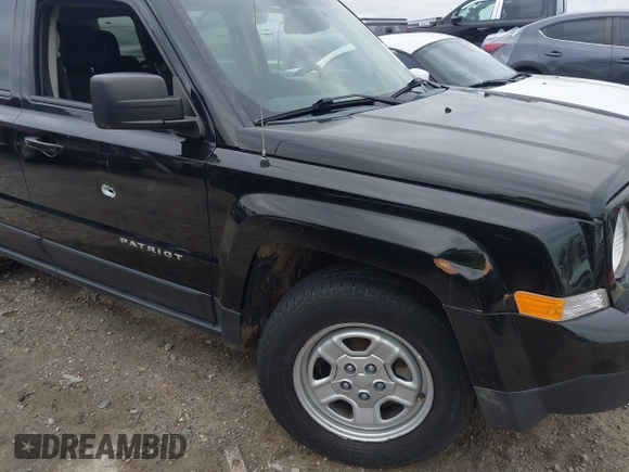 2016 Jeep Patriot Sport z VIN 1C4NJPBA9GD734320, wystawiony jako IAAI lot #41762036 z przebiegiem 121 945 mil mil oraz . Historia ofert i sprzedaży dostępna na DreamBid. Obrazek 6.