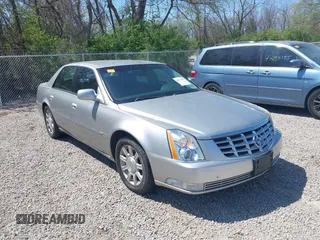 2008 Cadillac DTS 1SC with VIN 1G6KD57Y58U138842, listed as a IAAI auction lot 42113391 with 95,538 mi miles and . Bid and sale history available at carsss.com. Image 1.