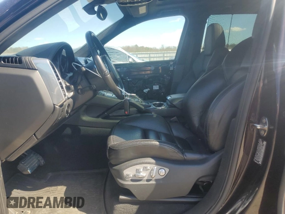2012 Porsche Cayenne Turbo с VIN WP1AC2A25CLA80713, выставлен на аукционе Copart как лот 50768025 с пробегом 47 285 миль миль и Списание • Salvage title. История ставок и продаж доступна на DreamBid. Изображение 7.