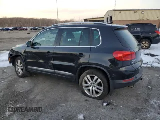 2013 Volkswagen Tiguan S с VIN WVGBV3AX2DW577716, выставлен на аукционе Copart как лот 85504974 с пробегом 101 532 миль миль и Списание • Salvage title. История ставок и продаж доступна на DreamBid. Изображение 2.