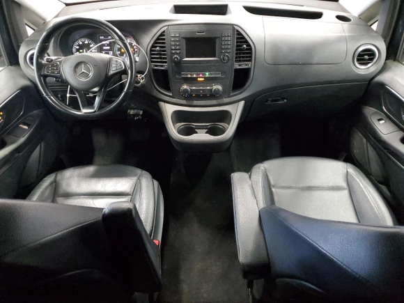 2016 Mercedes-Benz Metris Passenger Van with VIN WD4PG2EE5G3131417, listed as a Copart auction lot 77846214 with 122,059 mi miles and Clean Title. Bid and sale history available at carsss.com. Image 8.