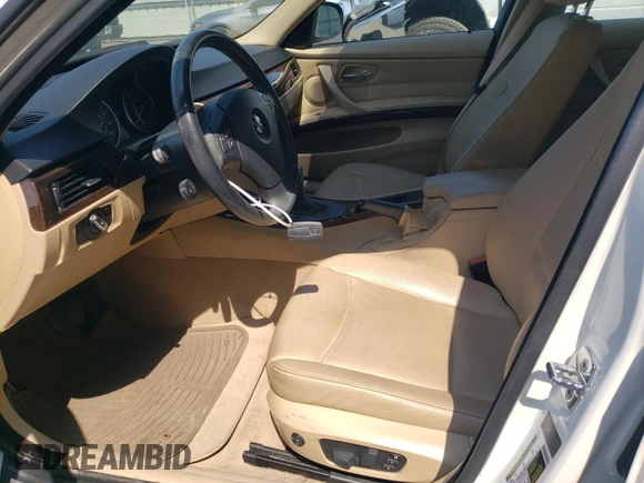 2009 BMW 3 Series 328i with VIN WBAPH77569NL84073, listed as a Copart auction lot 52185535 with 114,929 mi miles and Salvage Title. Bid and sale history available at carsss.com. Image 7.