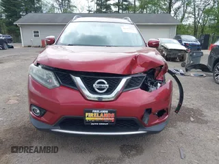 2015 Nissan Rogue SL with VIN 5N1AT2MV0FC822619, listed as a IAAI auction lot 42127713 with 138,825 mi miles and . Bid and sale history available at carsss.com. Image 12.